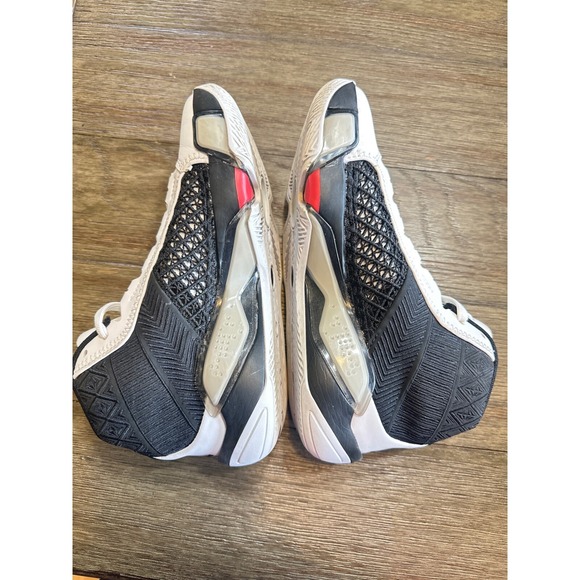 Air Jordan 38 Fundamental Basketball Shoes High Top Performance Kids Size 4Y - Picture 9 of 10
